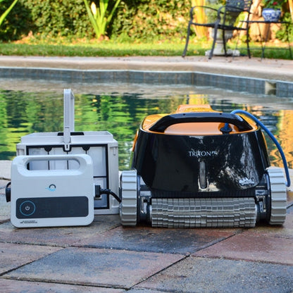 Dolphin Triton PS Pool Cleaner